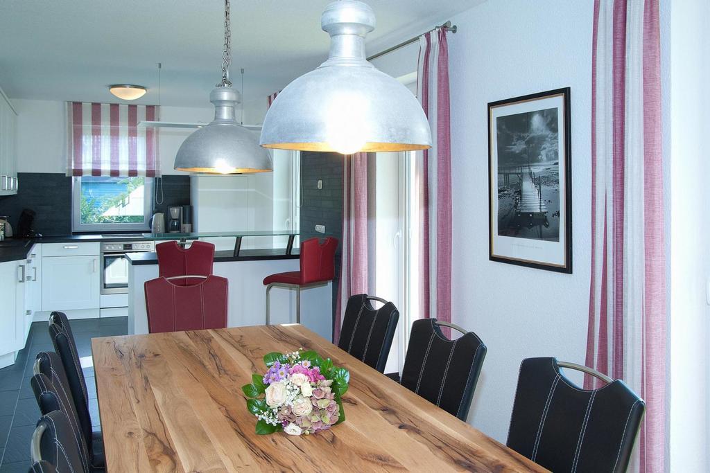 Ferienhaus Emmely Nur Wenige Gehminuten Zum Strand Ruhig Glowe Luaran gambar