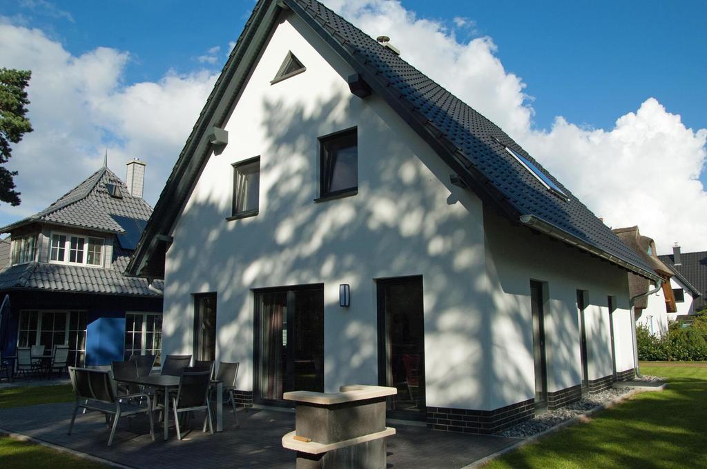 Ferienhaus Emmely Nur Wenige Gehminuten Zum Strand Ruhig Glowe Luaran gambar